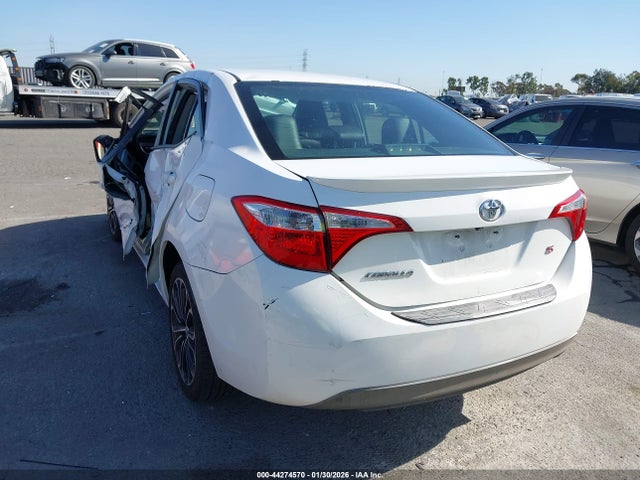 Продаж на аукціоні авто 2016 Toyota Corolla S Plus, vin: 5YFBURHE2GP561561, номер лоту: 44274570