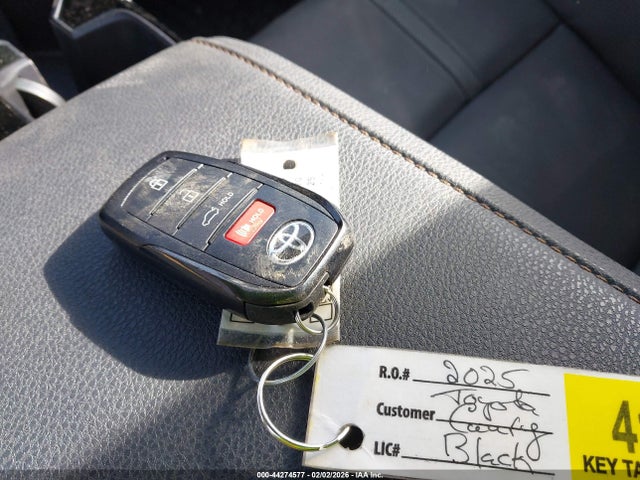 2025 TOYOTA CAMRY 4T1DBADK5SU516861 Photo 10