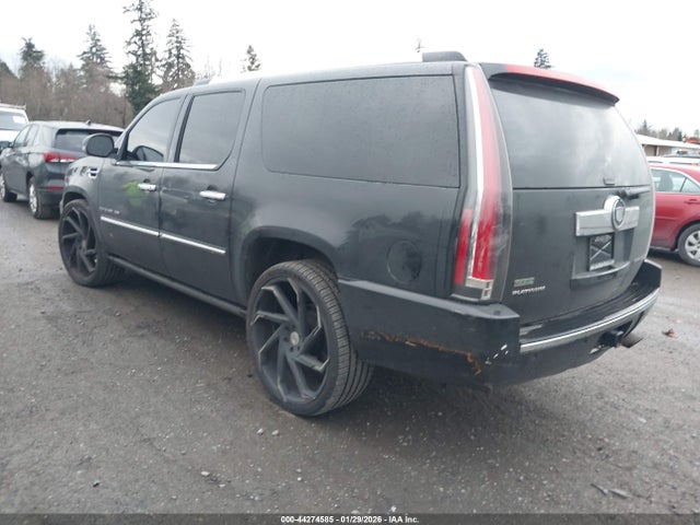 2011 CADILLAC ESCALADE ESV 1GYS4KEF1BR322922 Photo 2