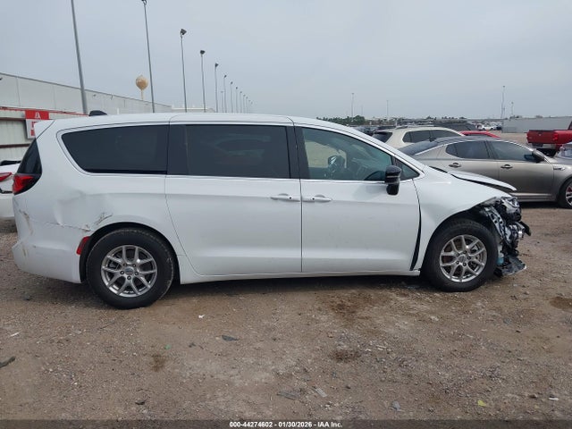 2025 Chrysler Pacifica Select მანქანა იყიდება აუქციონზე, vin: 2C4RC1BG2SR502032, აუქციონის ნომერი: 44274602