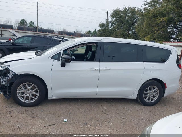 2025 Chrysler Pacifica Select მანქანა იყიდება აუქციონზე, vin: 2C4RC1BG2SR502032, აუქციონის ნომერი: 44274602