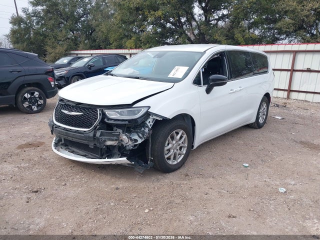 2025 Chrysler Pacifica Select მანქანა იყიდება აუქციონზე, vin: 2C4RC1BG2SR502032, აუქციონის ნომერი: 44274602