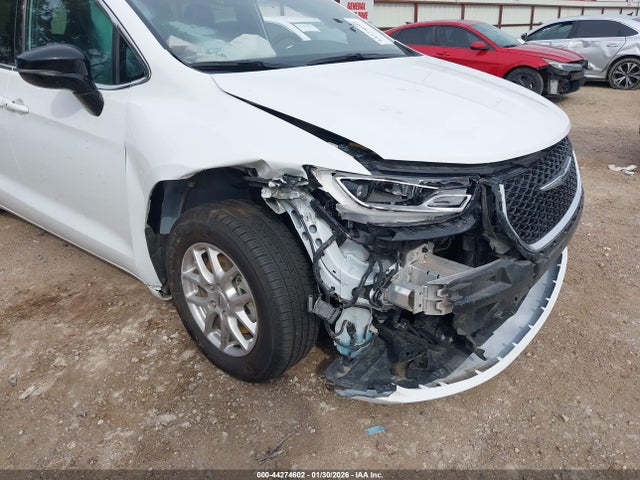 2025 Chrysler Pacifica Select მანქანა იყიდება აუქციონზე, vin: 2C4RC1BG2SR502032, აუქციონის ნომერი: 44274602