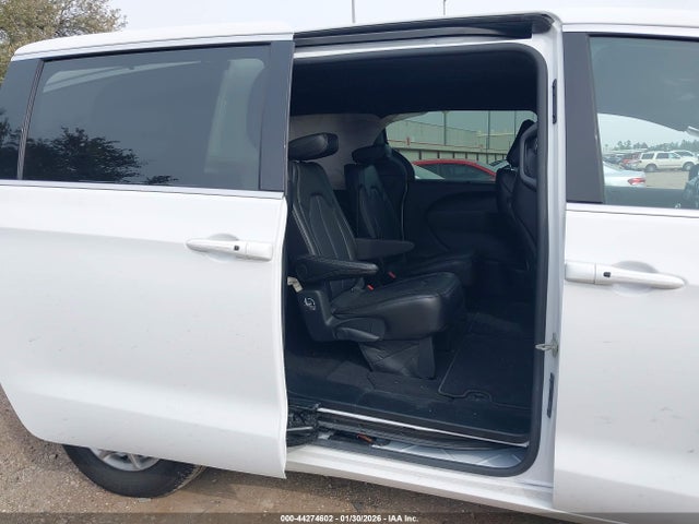 2025 Chrysler Pacifica Select მანქანა იყიდება აუქციონზე, vin: 2C4RC1BG2SR502032, აუქციონის ნომერი: 44274602