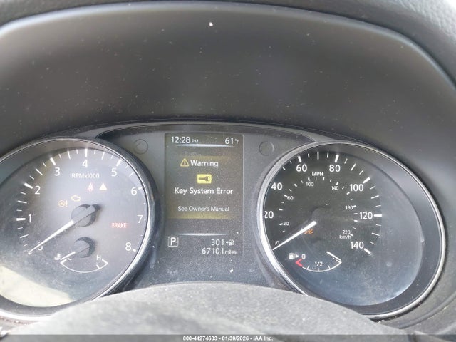 5N1AT2MTXHC888936 Nissan ROGUE SV