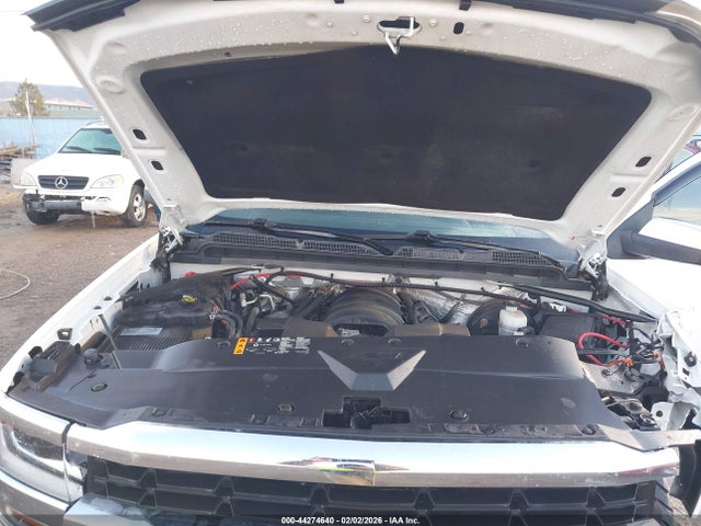 3GCUKRECXJG412037 Chevrolet Silverado 1500 1lt