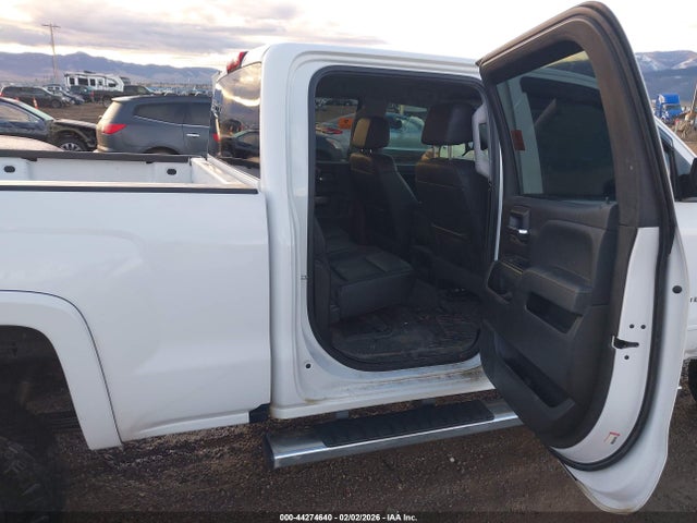 3GCUKRECXJG412037 Chevrolet Silverado 1500 1lt