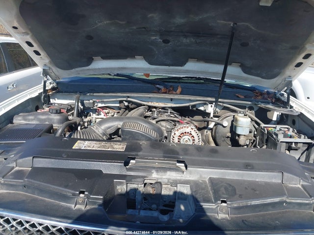 2009 CHEVROLET SUBURBAN 1500 1GNFC26059R249611 Photo 9