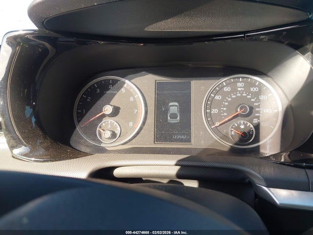 5XXG14J28NG091303 KIA K5 LXS