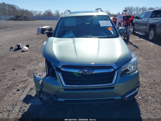44274703 :رقم المزاد ، JF2SJAWC6HH565428 vin ، 2017 Subaru Forester 2.5i Touring مزاد بيع
