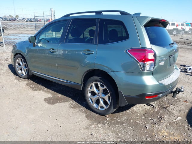 44274703 :رقم المزاد ، JF2SJAWC6HH565428 vin ، 2017 Subaru Forester 2.5i Touring مزاد بيع