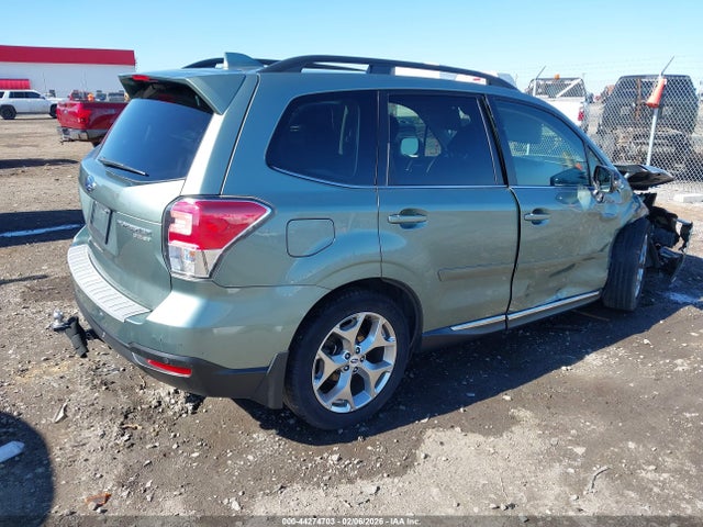 44274703 :رقم المزاد ، JF2SJAWC6HH565428 vin ، 2017 Subaru Forester 2.5i Touring مزاد بيع