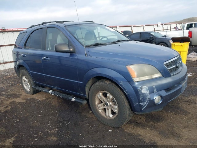 2005 KIA SORENTO KNDJC733655471686