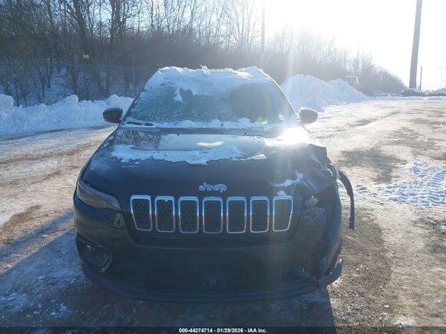 1C4PJMMX8MD142606 Jeep Cherokee Latitude Lux 4x4