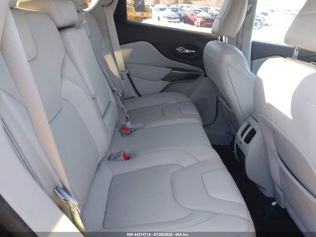 1C4PJMMX8MD142606 Jeep Cherokee Latitude Lux 4x4