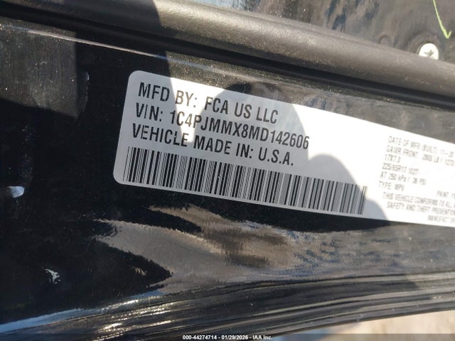 1C4PJMMX8MD142606 Jeep Cherokee Latitude Lux 4x4