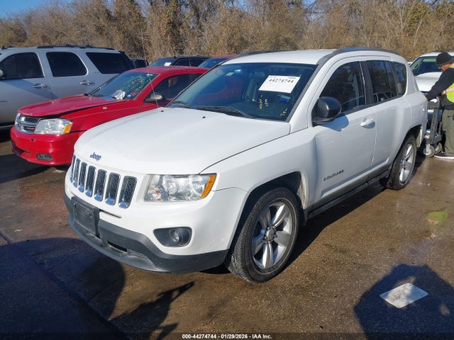 2011 JEEP COMPASS 1J4NF1FBXBD249205 Photo 1