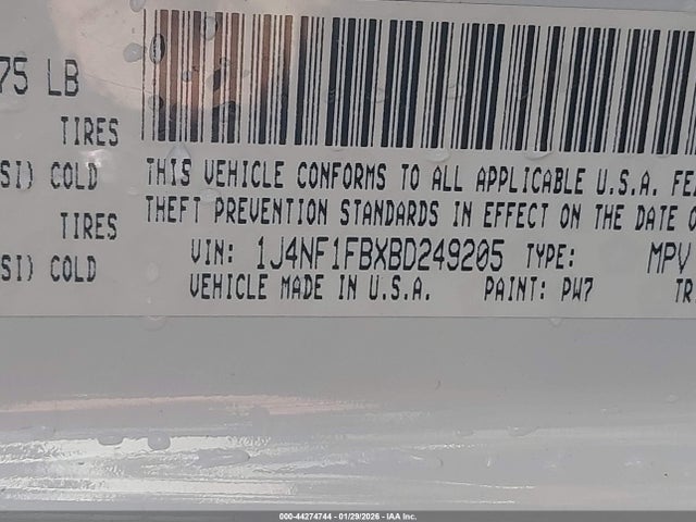 2011 JEEP COMPASS 1J4NF1FBXBD249205 Photo 8