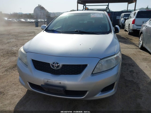44274748 :رقم المزاد ، JTDBU4EE0AJ082395 vin ، 2010 Toyota Corolla Le مزاد بيع