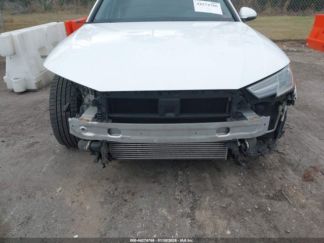 2017 AUDI A4 WAUGMAF47HN029851 Photo 5