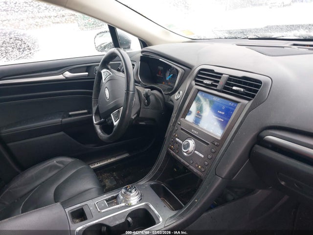 44274768 :رقم المزاد ، 3FA6P0D95LR146662 vin ، 2020 Ford Fusion Titanium مزاد بيع