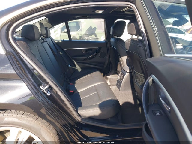 2018 BMW 330I WBA8B9C51JEE80949 Photo 7