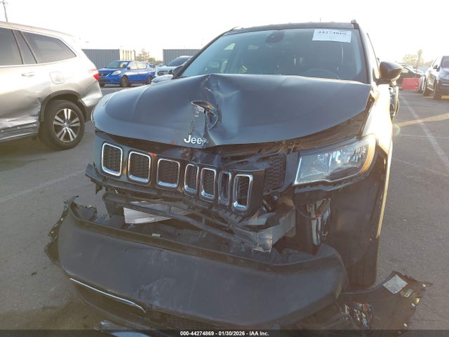 Jeep New Compass Limited 4x4 2017 3C4NJDCB4HT641397 Image 6