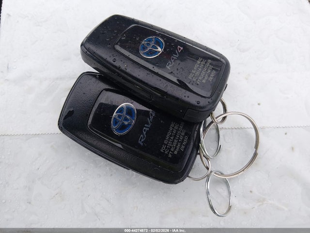 4T3RWRFV8NU069616 Toyota Rav4 Hybrid Xle