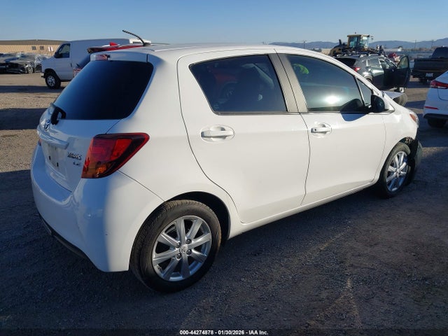 Toyota YARIS LE 2015 VNKKTUD32FA020224 Image 4