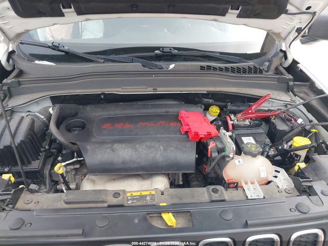 ZACCJBAB6JPH36376 Jeep Renegade Sport 4x4