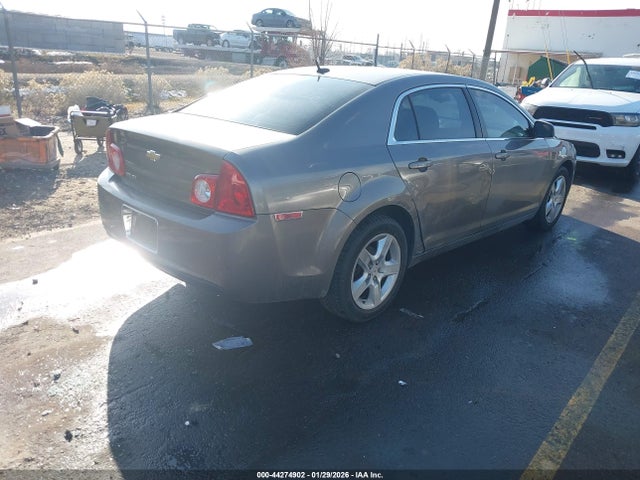 2010 CHEVROLET MALIBU 1G1ZB5EB3A4140622 Photo 3