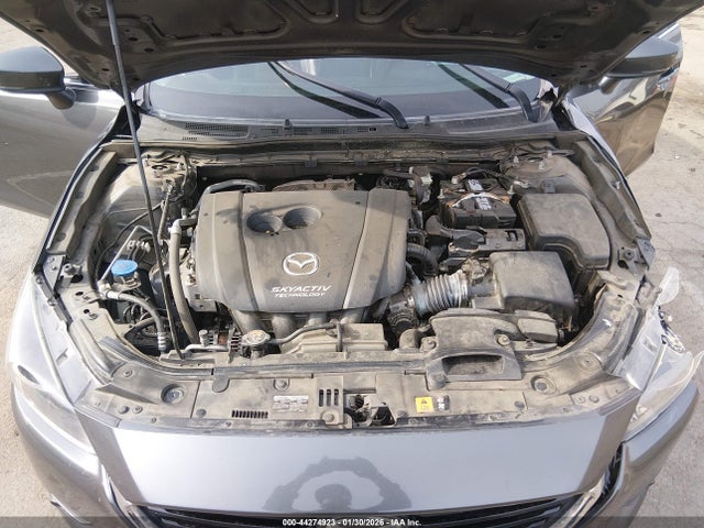3MZBN1M30JM277165 Mazda Mazda3 Grand Touring