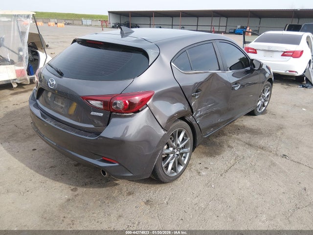 3MZBN1M30JM277165 Mazda Mazda3 Grand Touring