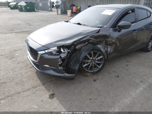3MZBN1M30JM277165 Mazda Mazda3 Grand Touring