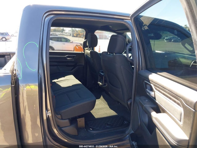 2022 RAM 1500 1C6RREMT4NN156929 Photo 7