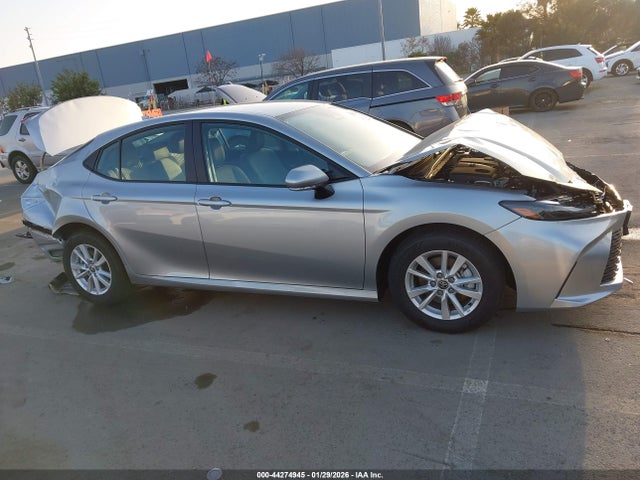 Toyota CAMRY LE 2025 4T1DAACK5SU205550 Image 13
