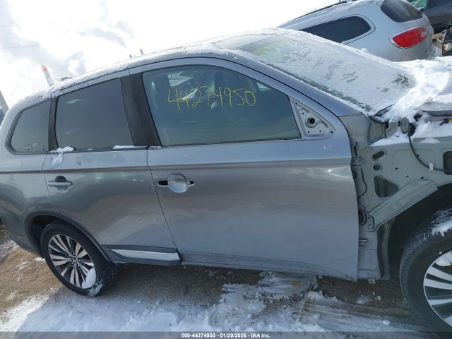 Продажа на аукционе авто 2019 Mitsubishi Outlander Se, vin: JA4AD3A38KZ030648, номер лота: 44274950