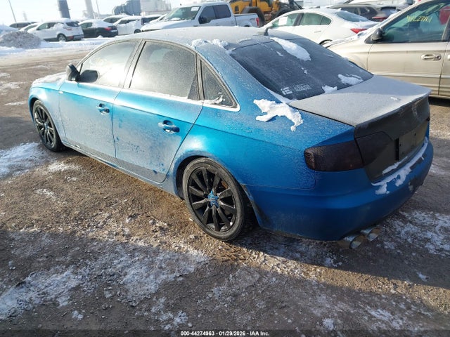 2010 AUDI A4 WAUHFAFLXAN009752 Photo 2