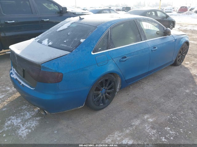 2010 AUDI A4 WAUHFAFLXAN009752 Photo 3