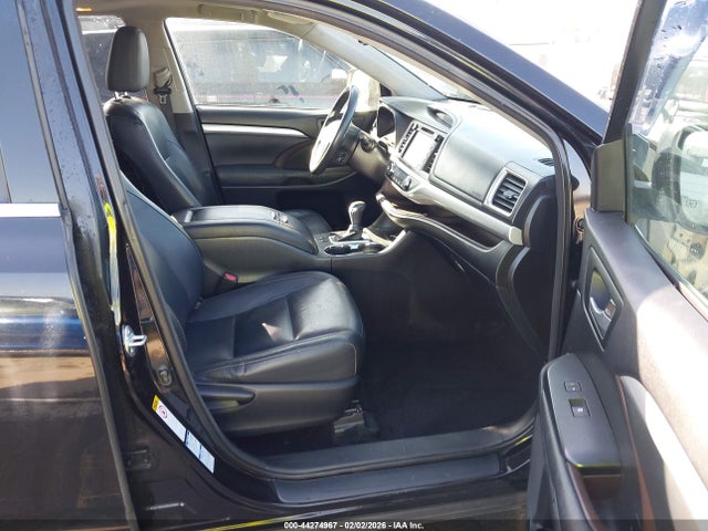 Aukcja sprzedaży 2015 Toyota Highlander Xle V6, vin: 5TDJKRFH7FS158826, numer aukcji: 44274967