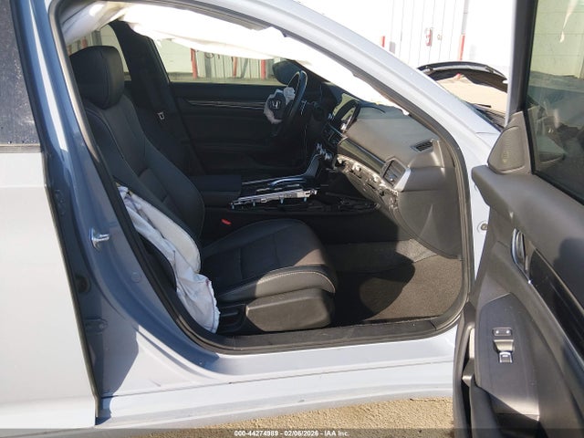 1HGCV3F28NA035672 Honda Accord Hybrid Sport