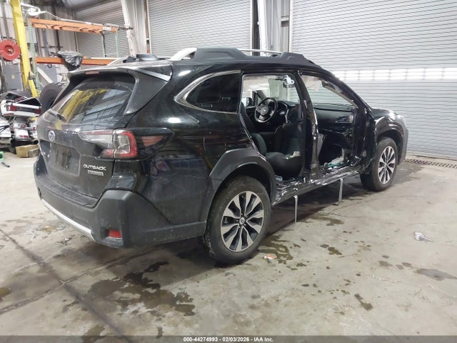 4S4BTAPC9S3255135 Subaru Outback Touring