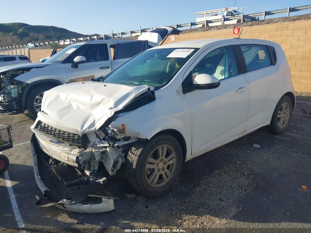 1G1JC6SH5G4116758 Chevrolet Sonic Lt Auto