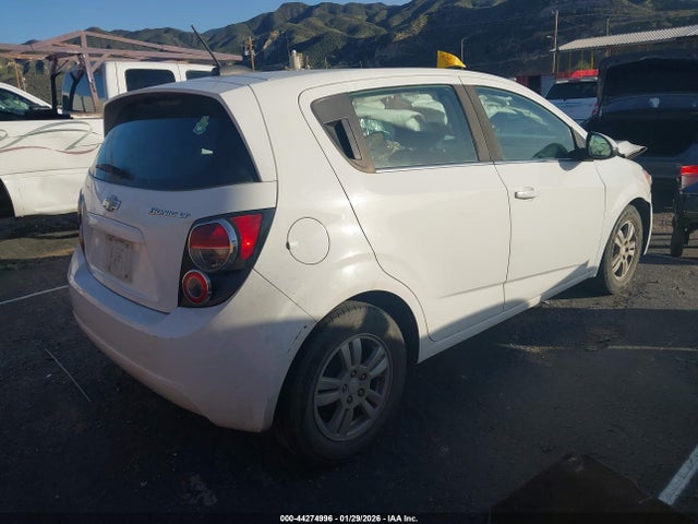 1G1JC6SH5G4116758 Chevrolet Sonic Lt Auto