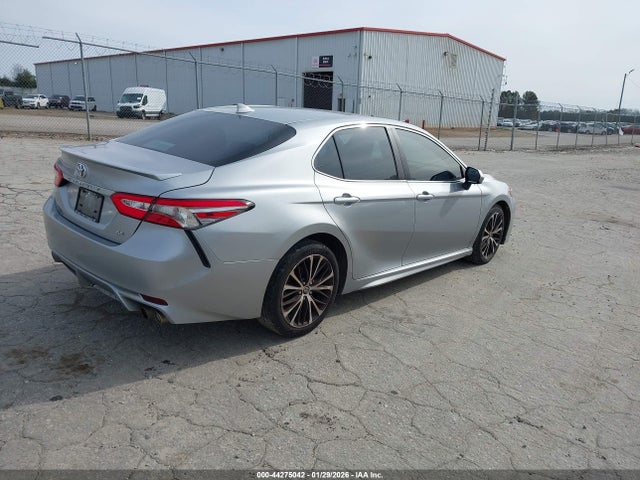 2019 TOYOTA CAMRY 4T1B11HK2KU295174 Photo 3