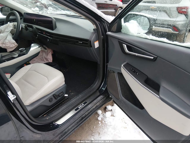 2022 KIA EV6 KNDC3DLC1N5066374 Photo 4