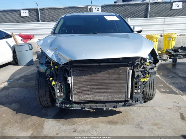 5XYPG4A54LG667485 KIA Sorento 3.3l Lx