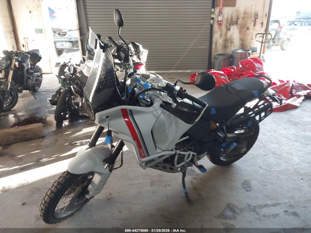2023 DUCATI DESERT X ZDMXANDT9PB001759 Photo 1