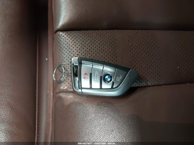 2019 BMW X5 5UXCR6C56KLL52268 Photo 10