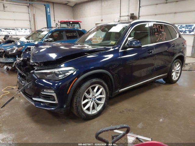 2019 BMW X5 5UXCR6C56KLL52268 Photo 1